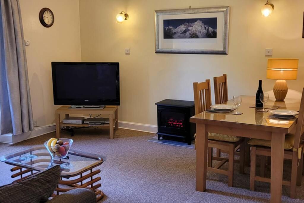 Pitlochry North Wing Apartment - Very Central Exteriér fotografie